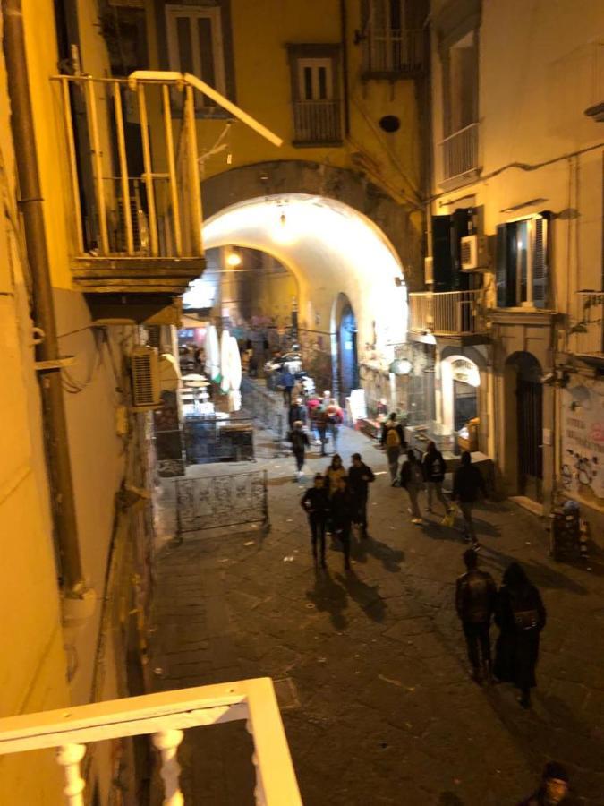 Hotel Nadyle House Napoli Esterno foto