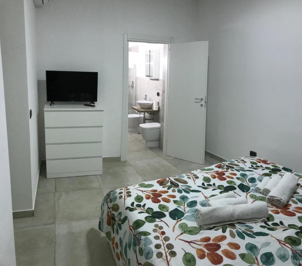 Hotel Nadyle House Napoli Esterno foto