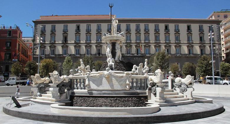 Hotel Nadyle House Napoli Esterno foto