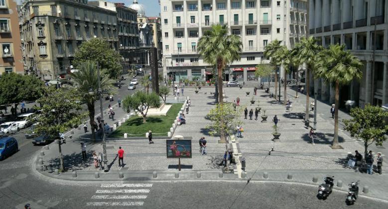 Hotel Nadyle House Napoli Esterno foto