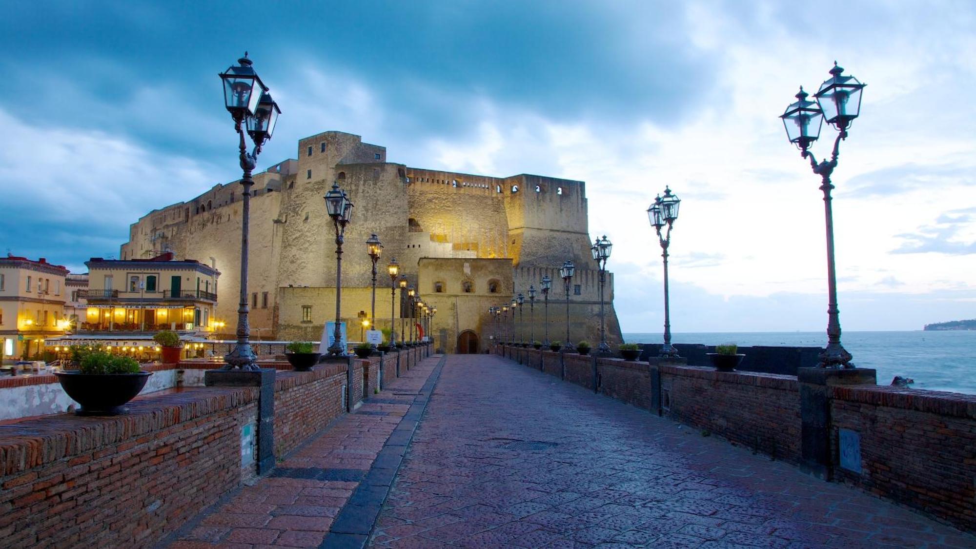 Hotel Nadyle House Napoli Esterno foto