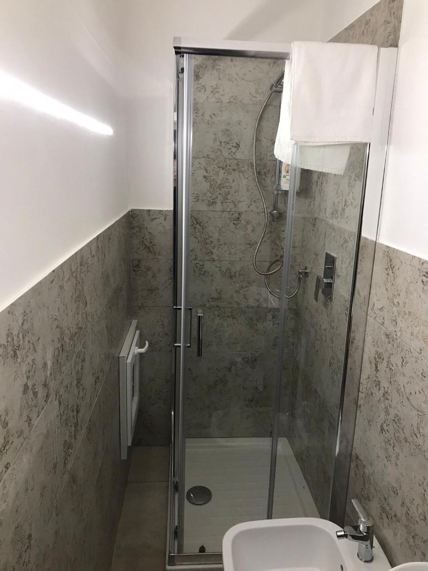 Hotel Nadyle House Napoli Esterno foto